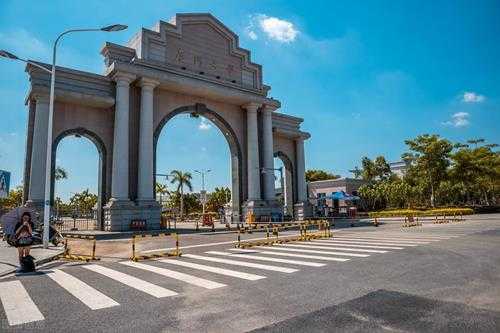 厦门大学在哪个省份（厦门大学在福建哪个市的地方）