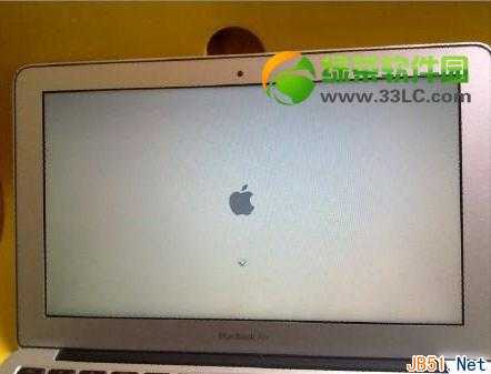 macbook air无法开机解决方法 macbook air开机后进入白苹果现象解决方法